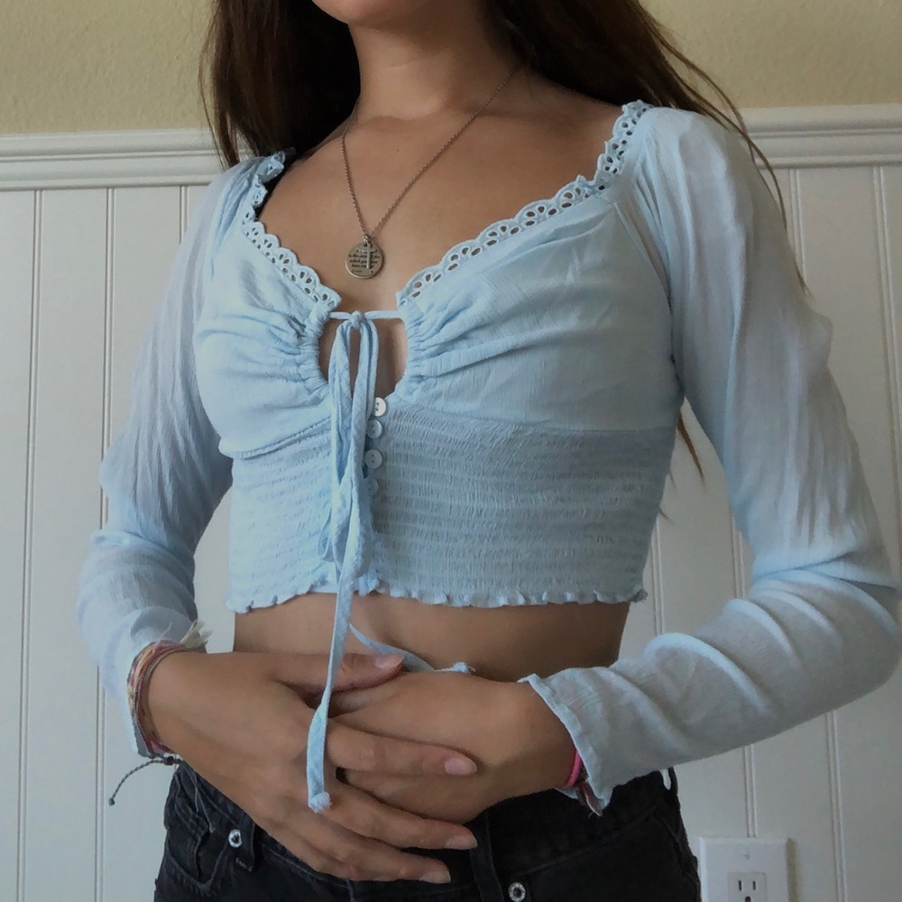light blue long sleeve crop!